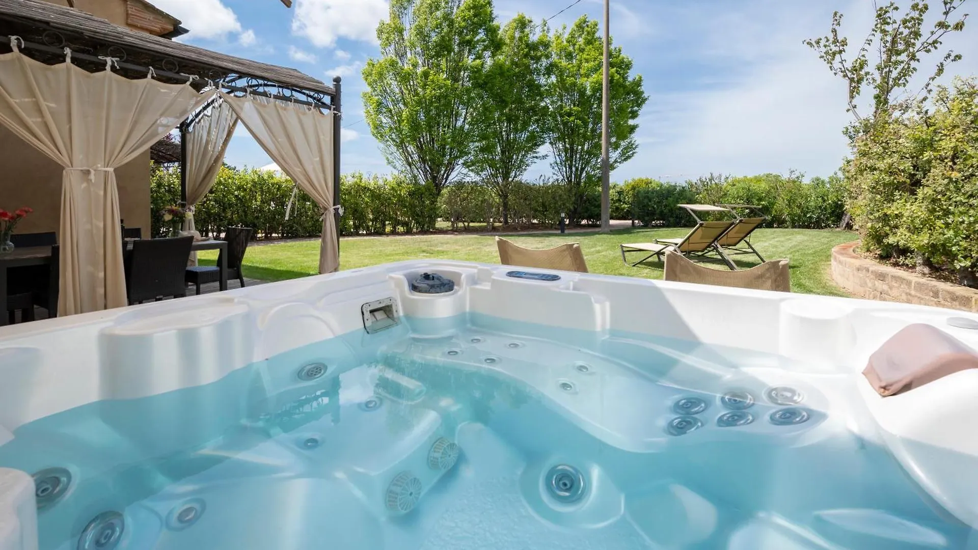 Bed & Breakfast Bed and Breakfast CRU di VIGNANOVA Castagneto Carducci